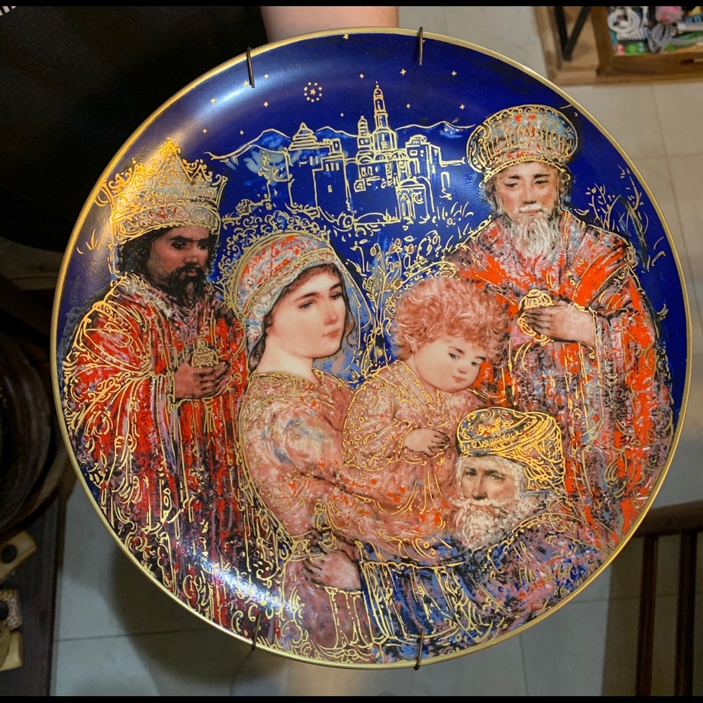Hidel Plate Hand painted HOLIDAY ITEM 🎄